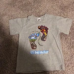 Baby feet on shirt Size(6-8)
